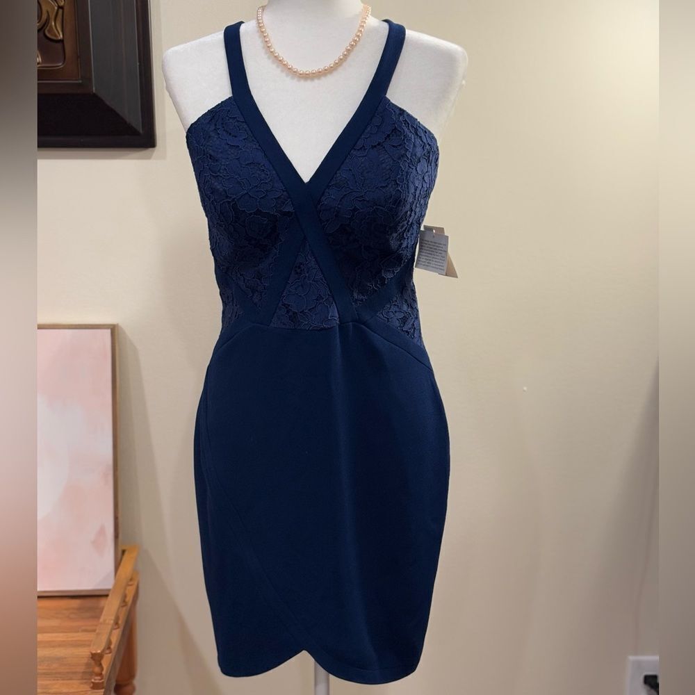 Aidan Mattox Women's Crepe And Lace Dainty Sheath Cocktail Dress Navy Size 8 NWT